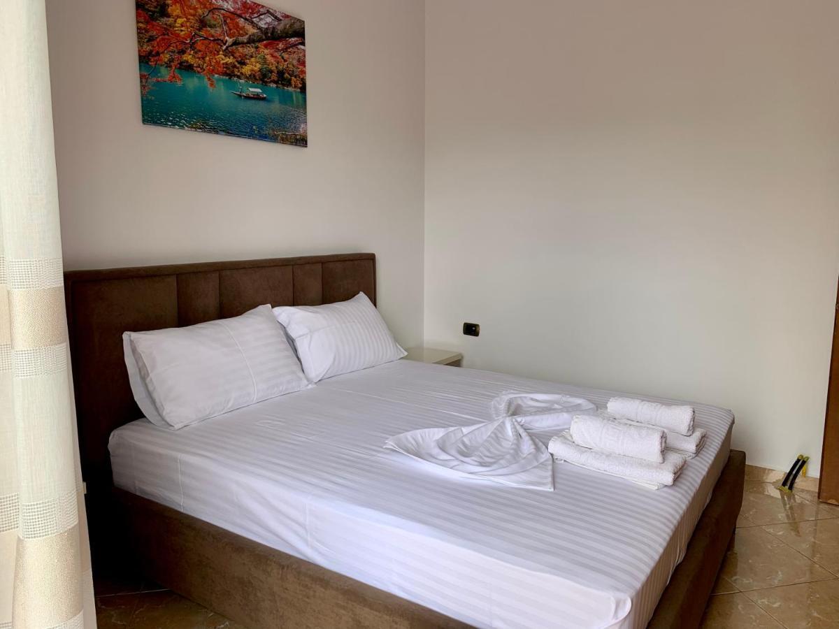 Bardhi Apts Saranda Extérieur photo