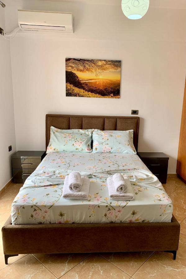 Bardhi Apts Saranda Extérieur photo