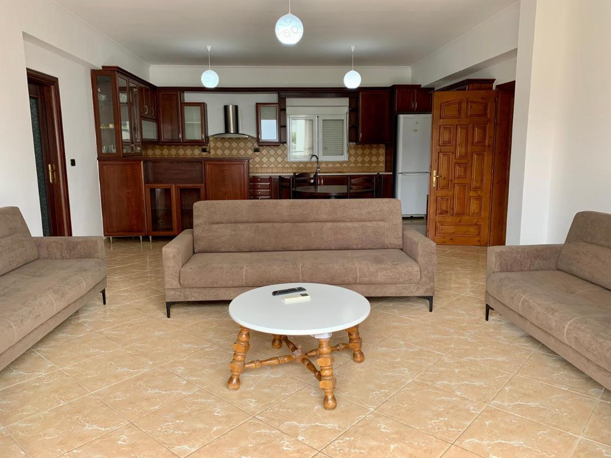 Bardhi Apts Saranda Extérieur photo